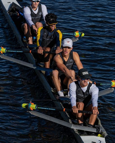 Junior Rowing Team | Newport Aquatic Center