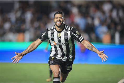 Hulk perde quase 6 kg por jogo pelo Atlético MG entenda o que acontece