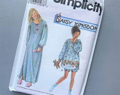 Vintage Daisy Kingdom Pajamas Pattern Retro 1990s Misses Nightgown