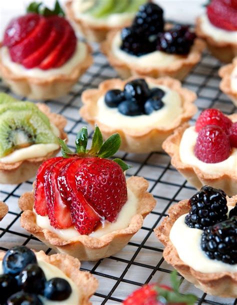 Mini fruit tarts with vanilla pastry cream – Artofit