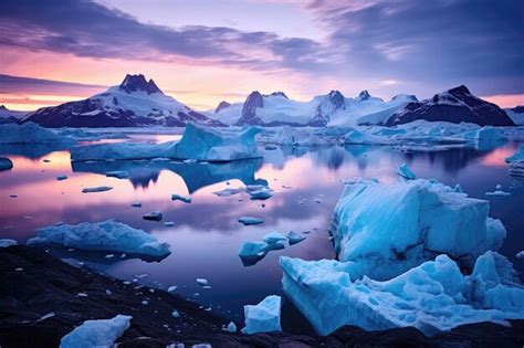 Paisaje Nocturno Rtico Con Icebergs Que Simbolizan El Derretimiento De