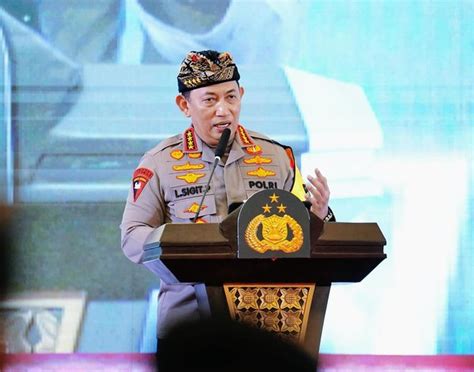 Mabes Polri Rotasi 309 Pati Dan Pamen Berikut Nama Kapolda Dan