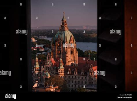 Hannover Marktkirche Window Hi Res Stock Photography And Images Alamy