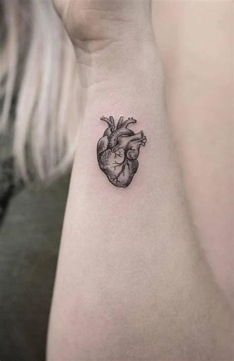 Tatuagens de Coração As 50 ideias mais encantadoras da internet Eu