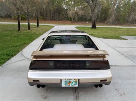 Pontiac Fiero Gt Speed T Top Very Rare Survivor Low Miles