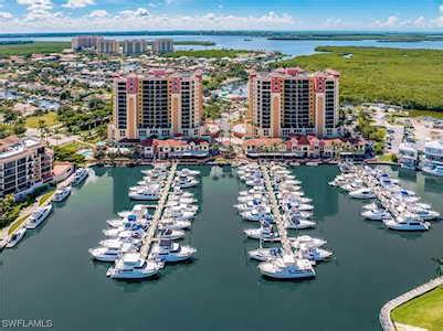 Cape Harbour Marina South - Cape Coral Waterfront Condos - Luxury High ...