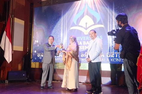 Ubbg Raih Penghargaan Anugerah Serambi Indonesia Awards Kategori Kampus