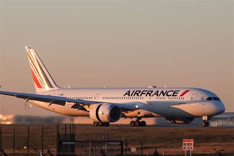 Best Business Class To Europe: 5 Top Airlines