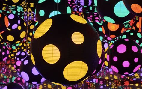 Yayoi Kusama The Moving Moment When I Went To The Universe At