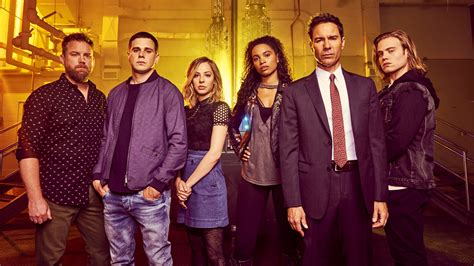 Nonton Travelers 2016 Subtitle Indonesia Idlix