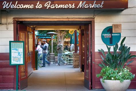 Farmers Market and the Grove Photo Gallery