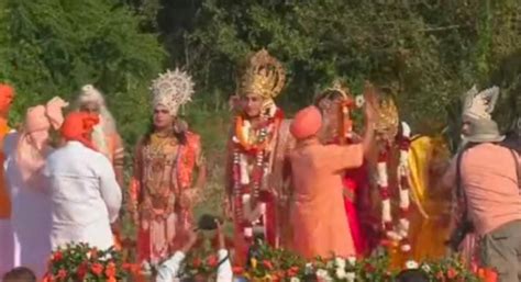 Lord Shri Ram Reached Ayodhya By Pushpak Viman पुष्पक विमान से