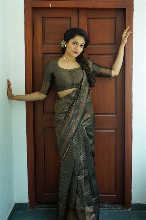 Zari Woven Banarasi Soft Silk Saree In Dark Green Ucchal Fashion