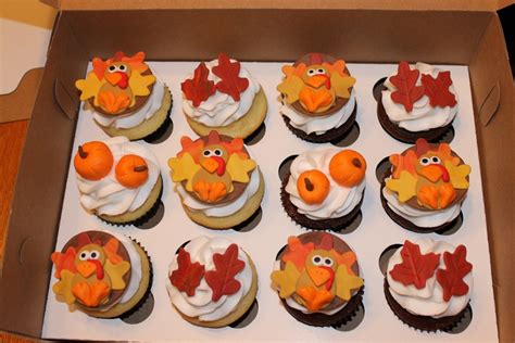 Thanksgiving Cupcakes - CakeCentral.com