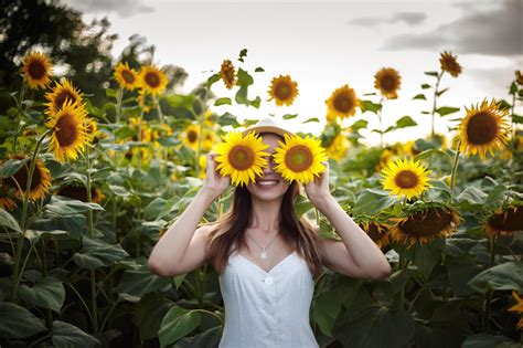 Wallpaper Sunflowers Plants Smiling Yellow Flowers Women Outdoors