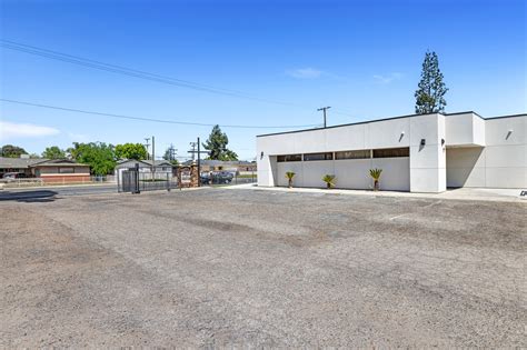 3676 E Dakota Ave Fresno Ca 93726 Health Care For Sale Loopnet