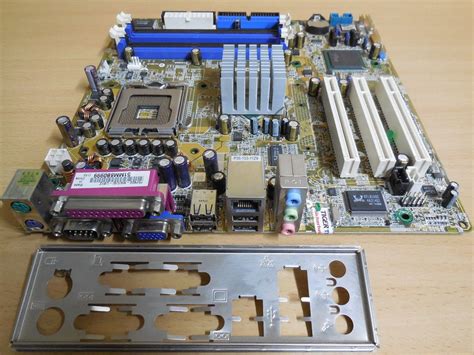 ASUS P5P800 MX Rev 1 00 Mainboard Blende Intel Sockel 775 VGA LAN