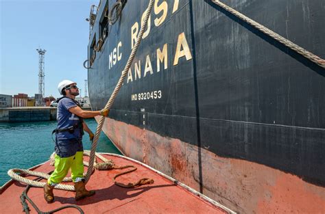 Nos Activit S Le M Tier De Lamaneur Soci T De Lamanage Des Ports