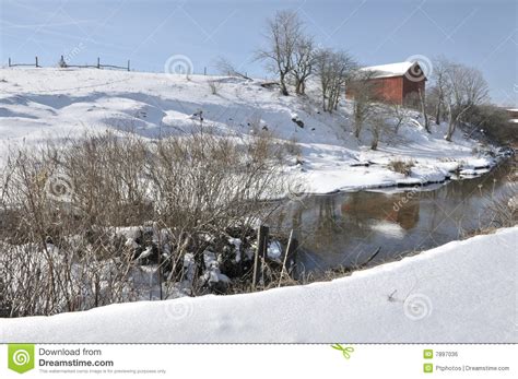 Winter Barn Scenes Wallpaper - WallpaperSafari