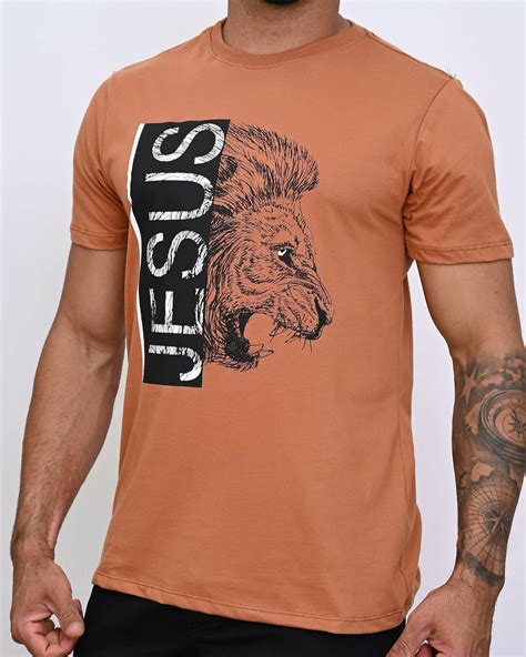 Camiseta Masculina Jesus Le O Marrom Consagra Tshirts