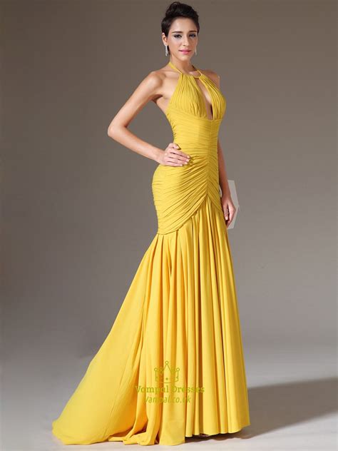 Yellow Halter Neck Keyhole Sleeveless Ruched Bodice Prom Dress Vampal