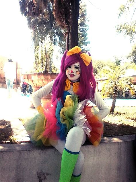 Pin By Jojo Amai On Clowns Cute Clown Female Clown Clown Faces