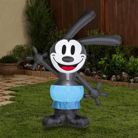 Gemmy 65 Ft Tall Airblown Disney Limited Edition Oswald Seasons