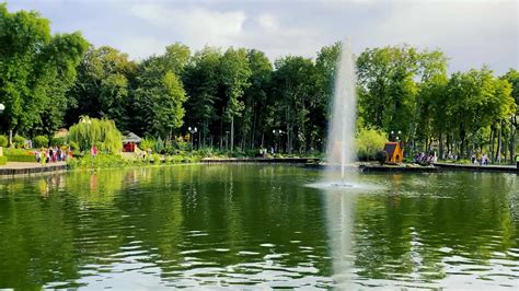 landscape of beautiful green park with lake and fountain 16186723 Stock ...