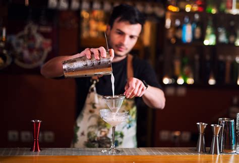 Curso De Bartender Aprende Institute