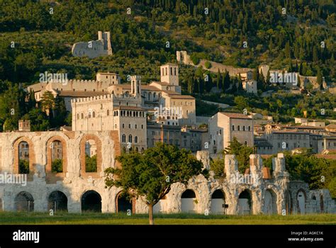 Gubbio italy hi-res stock photography and images - Alamy