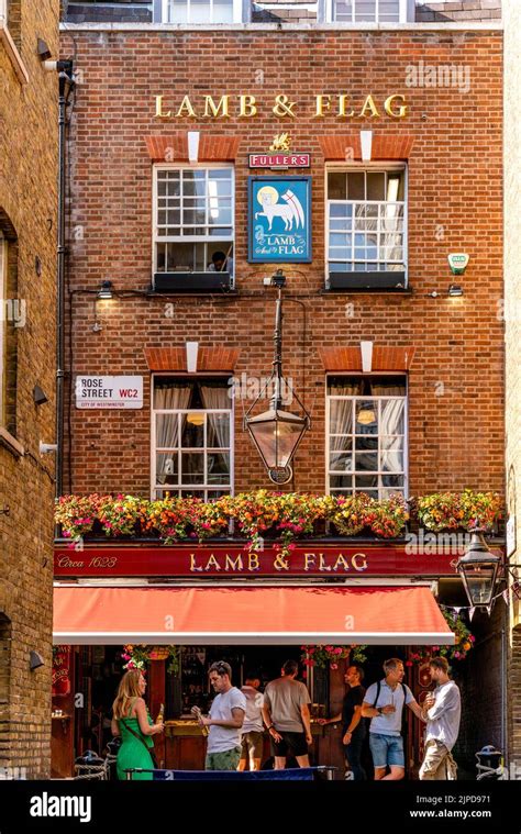 The Lamb And Flag Public House Covent Garden London Uk Stock Photo