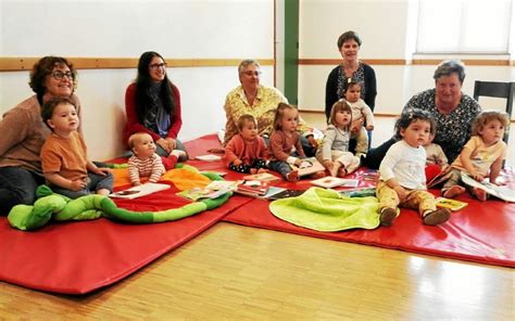 Guerlédan un atelier sur le thème du loup pour les tout petits avec