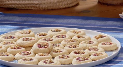 Raspberry Walnut Butter Cookies - Lidia