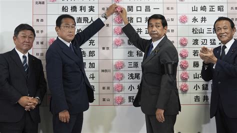 Shinzo Abe's party scores a major victory in Japan's election : NPR