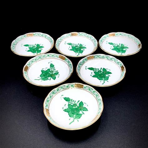 Herend Exquisite Set Of Bowls Chinese Bouquet Apponyi Green