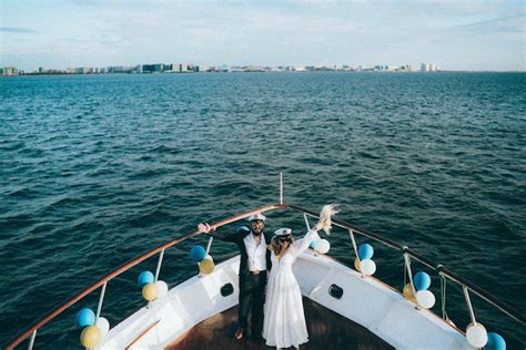 Yacht Wedding Reception | Philippines Wedding Blog