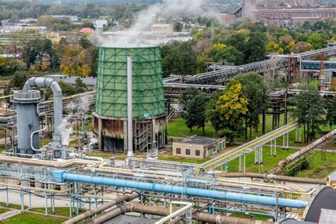 Tarnów Grupa Azoty wstrzymała produkcję nawozów Co z pracownikami