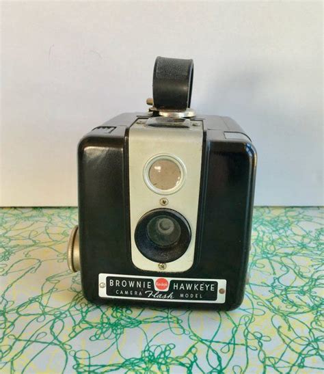 Vintage Kodak Brownie Hawkeye Camera For 620 Film 1950s Brownie