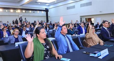 Asamblea Legislativa salvadoreña aprueba reformar la Constitución en