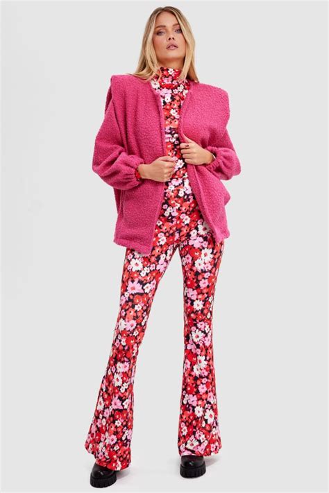 Rode Flared Broek Met Bloemenprint Loavies