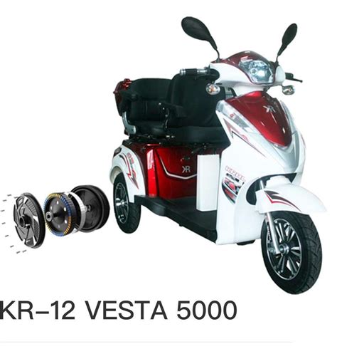 Elektrikli Kral Vespa Motor Engelli Arac Da Deniyor Motosiklet