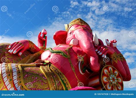 Close Up Beautiful Big Pink Colors Of Hindu God Lord Ganesha With White