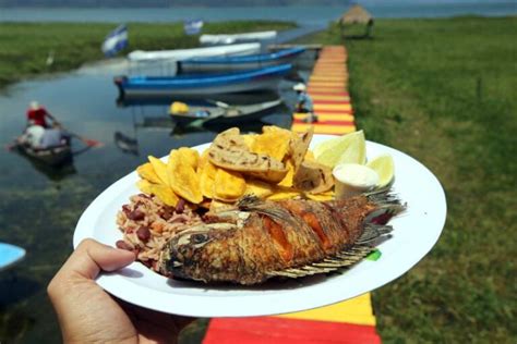 El Lago Más bello de Honduras