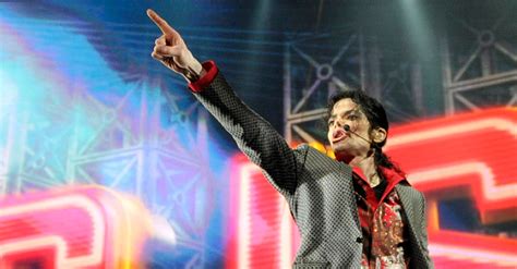 Michael Jackson Estate Cancels Chicago Musical Run - The New York Times