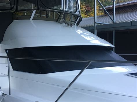 Windshield Covers For Powerboats And Motor Cruisers