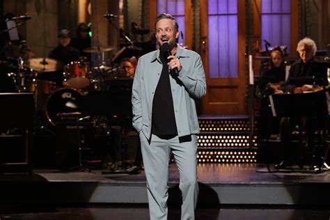 Watch Nate Bargatze's SNL Monologue and Sketches from October 5 | NBC ...