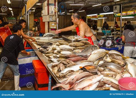 A Fishmongers Stall In The Main Market Editorial Stock Image Image Of