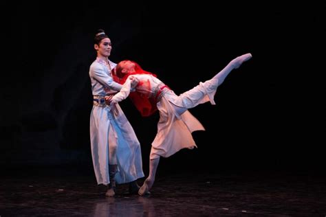 Shanghai Ballets Butterfly Lovers Showcases Traditional Chinese Love