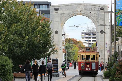 Tram - Interactive Tour of Christchurch | Christchurch Attractions