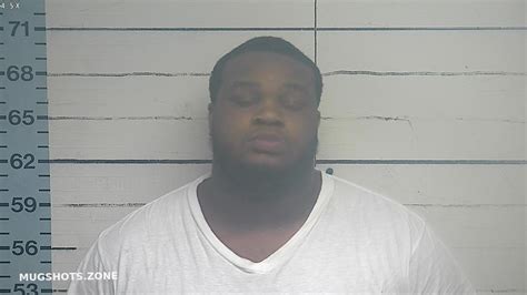 Stinson Christian Alexander 05 15 2023 Desoto County Mugshots Zone